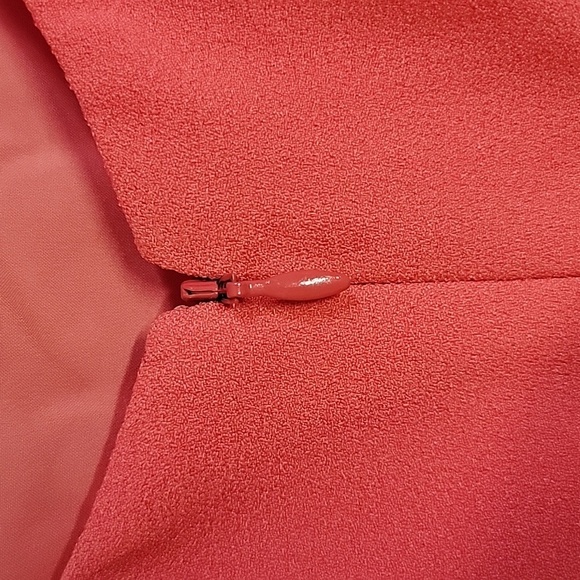 VINCE CAMUTO NWOT CORAL SHEATH DRESS SZ 2 - Picture 15 of 16